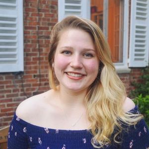 Meet your Posher, Kayla